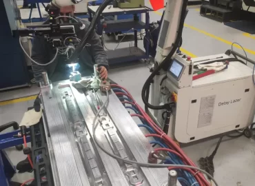 Mobil Lazer Kaynak Makinesi